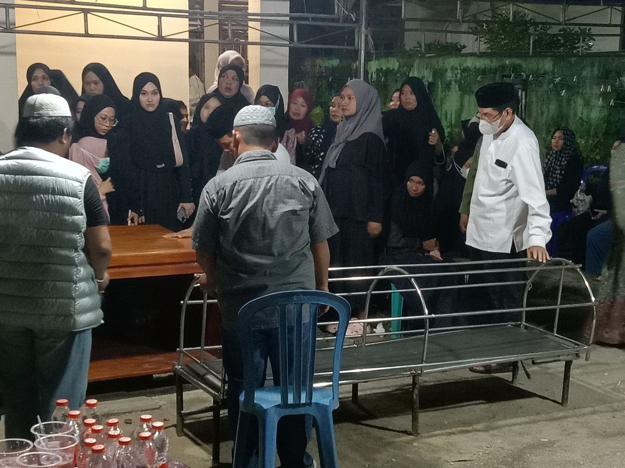 aras-tarika-meninggal-dunia-4