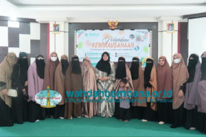 Pelatihan Kewirausahaan Muslimah Wahdah Daerah Bombana, Bisnis Mesti Tumbuh dari Sikap Optimis