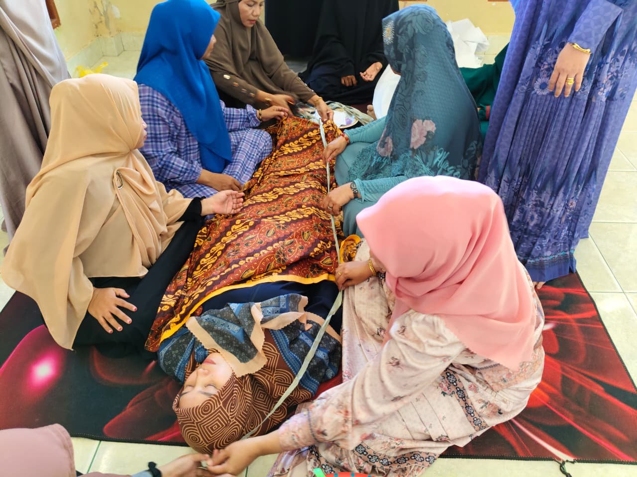 pembekalan-penyelenggaraan-jenazah-muslimah-wahdah-bombana-3