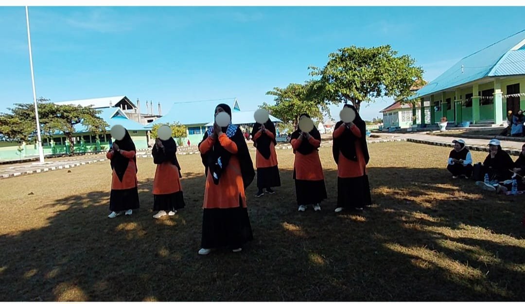 jalan-sehat-muslimah-dpc-wi-kabaena-barat-bombana-4
