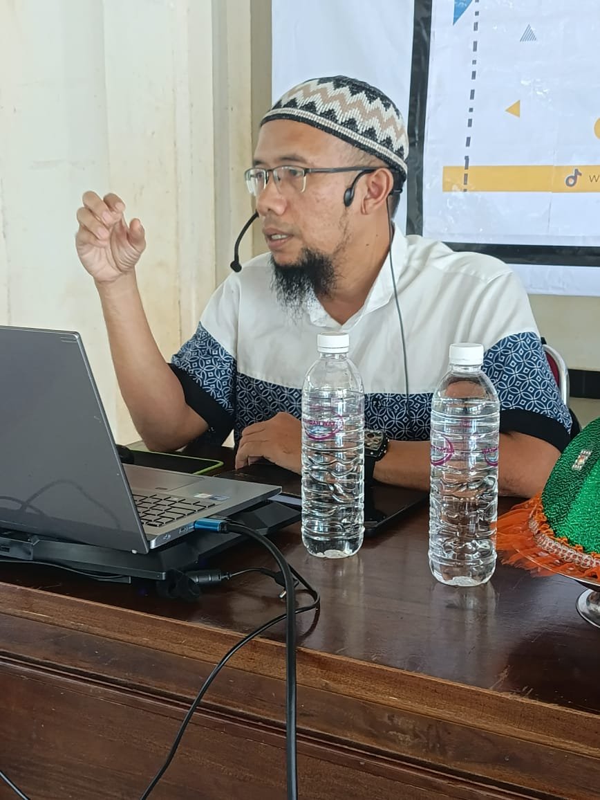 pengenalan-jurnalistik-santri-ponpes-al-wahdah-bombana-putra-25