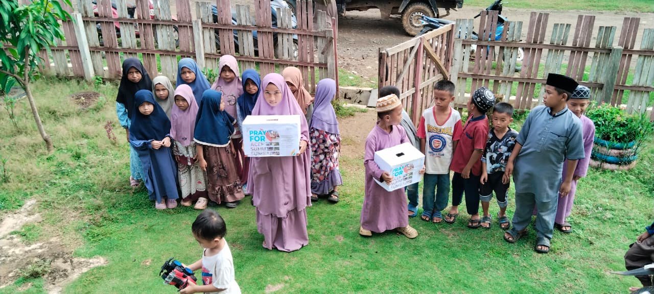 donasi-penggalangan-dana-sumatera-muslimah-dpc-kabaena-utara-wahdah-islamiyah-bombana-5